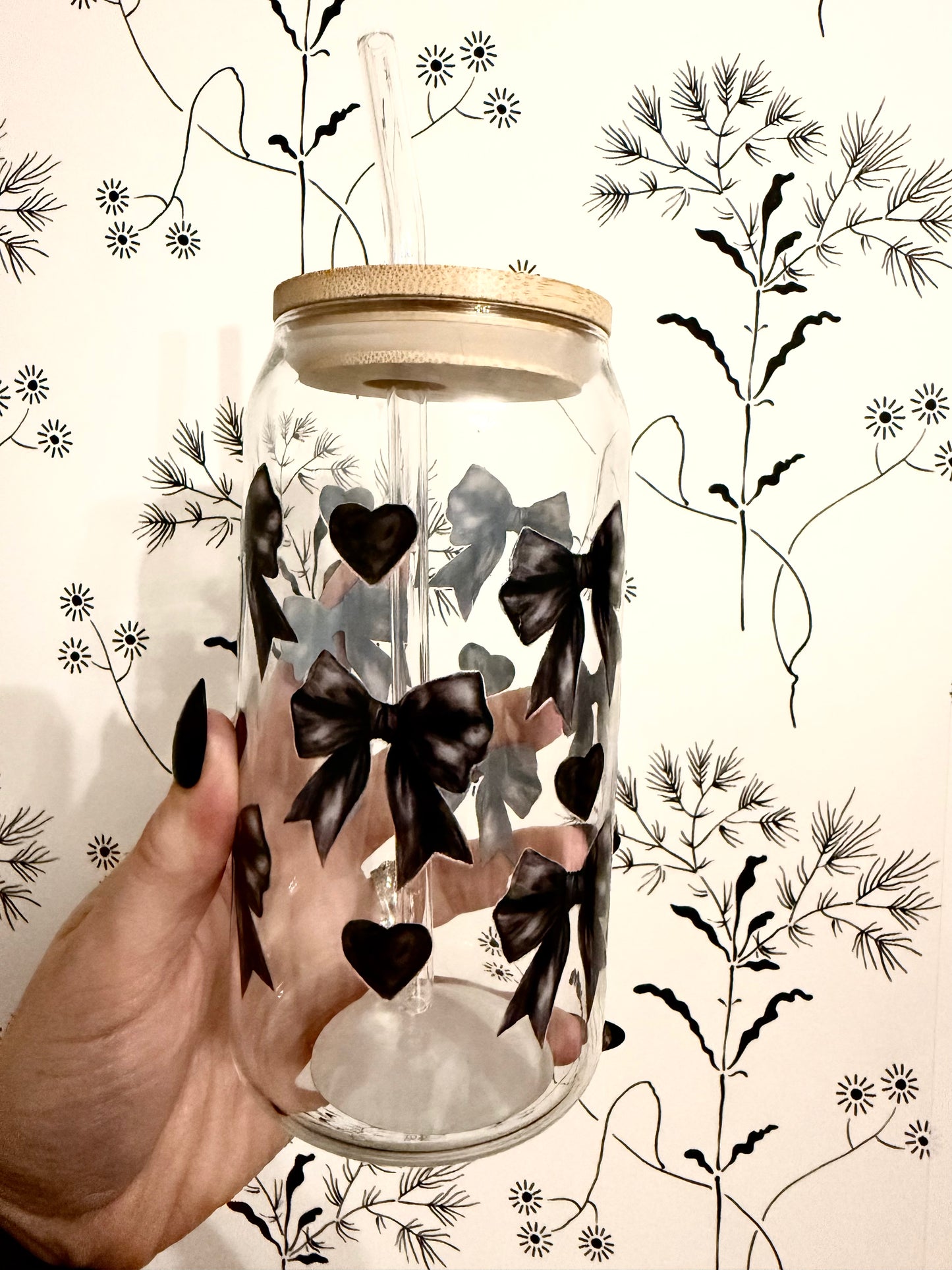 Black Bows & Hearts can glass